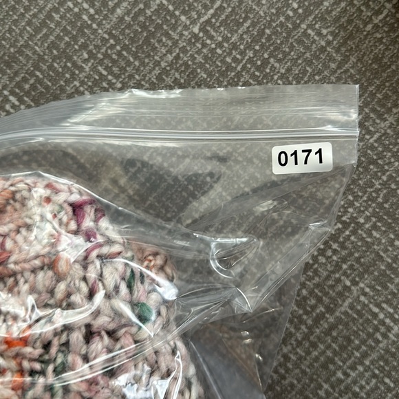 Joie Danniello Chunky knit wool blend sweater crewneck size medium - Picture 8 of 8